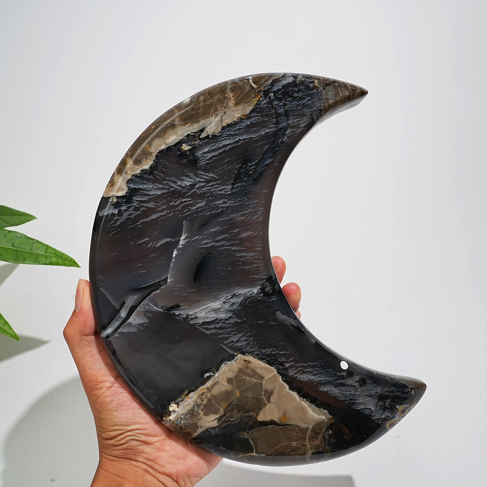 Unique,A Slightly Imperfect Natural Crystal Volcanic Agate Moon