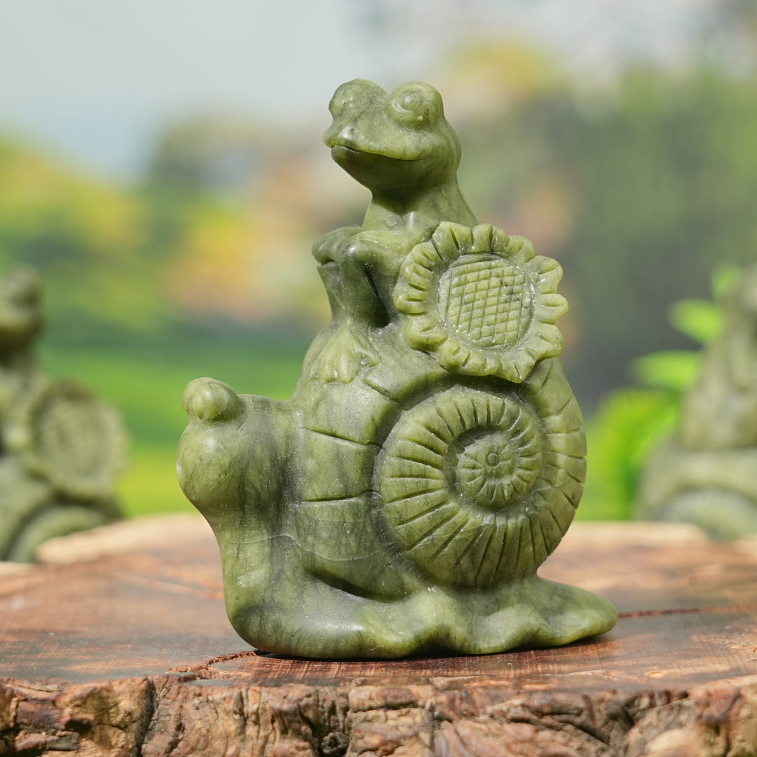 Natural Carving Frog and Snail Flower