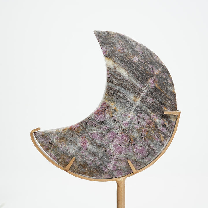 Unique,Natural Crystal Garnet Moon Carving
