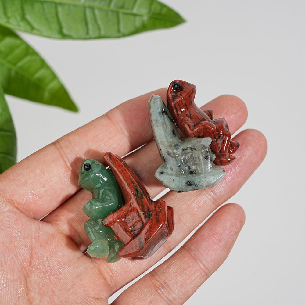 Natural Crystal Relaxing Frog On Lounge Chair Carving