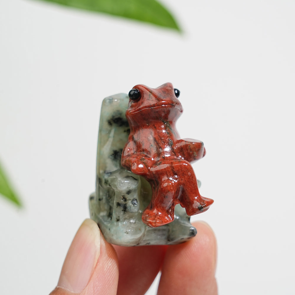 Natural Crystal Relaxing Frog On Lounge Chair Carving