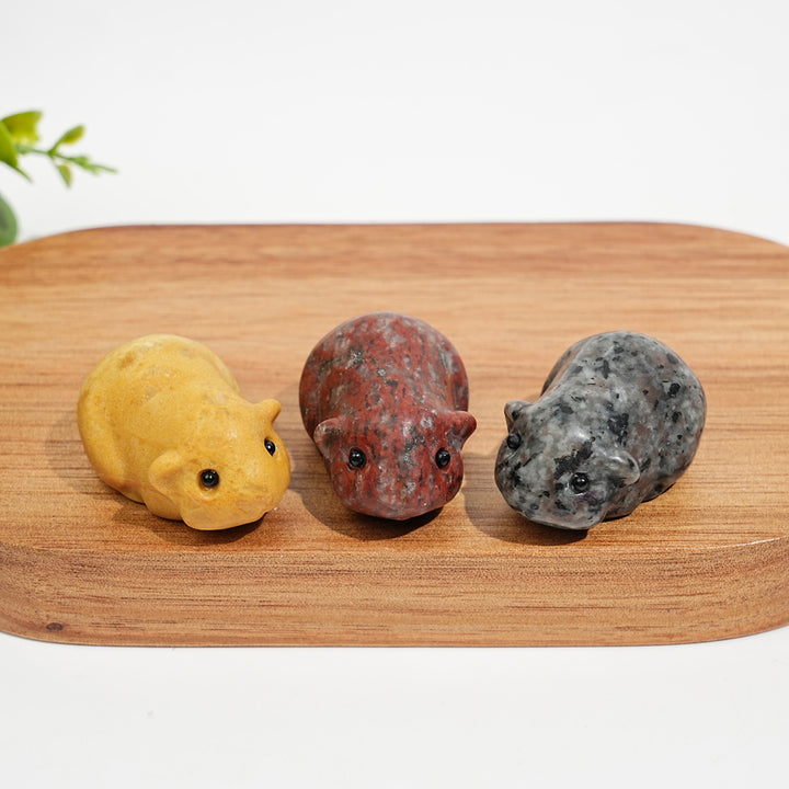 Natural Crystal Carving Shake Guinea Pig