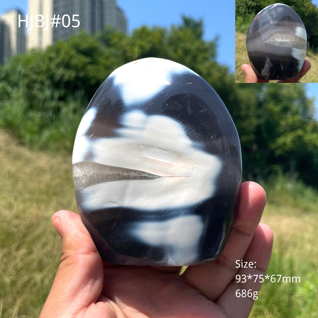 Unique,Natural Crystal Orca Agate Ornament