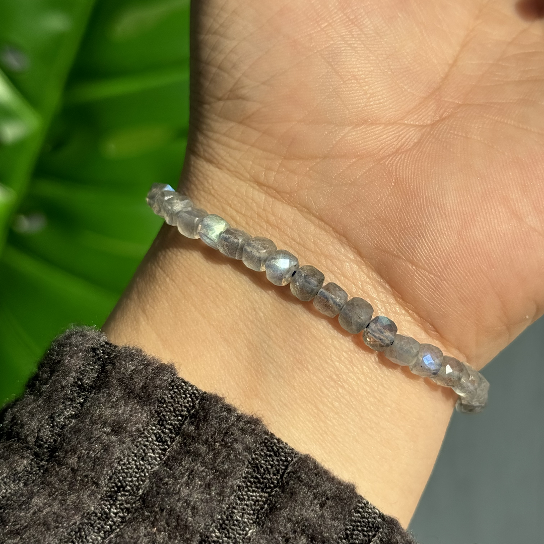 Labradorite Faceted Bracelet