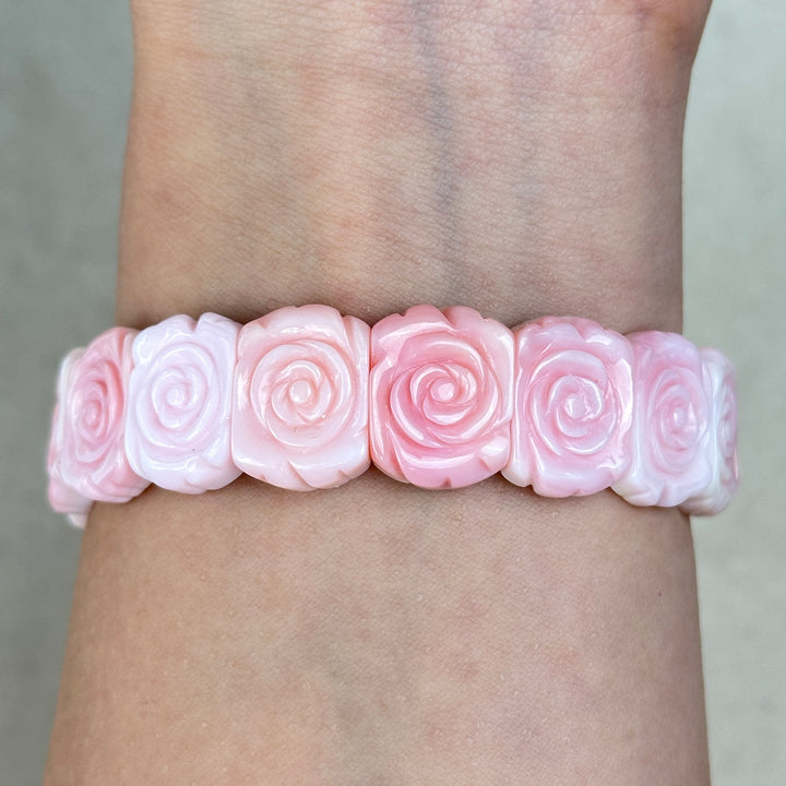 Queen Conch Shell Rose Carved Square Bead Bracelet 15.6-16.0mm