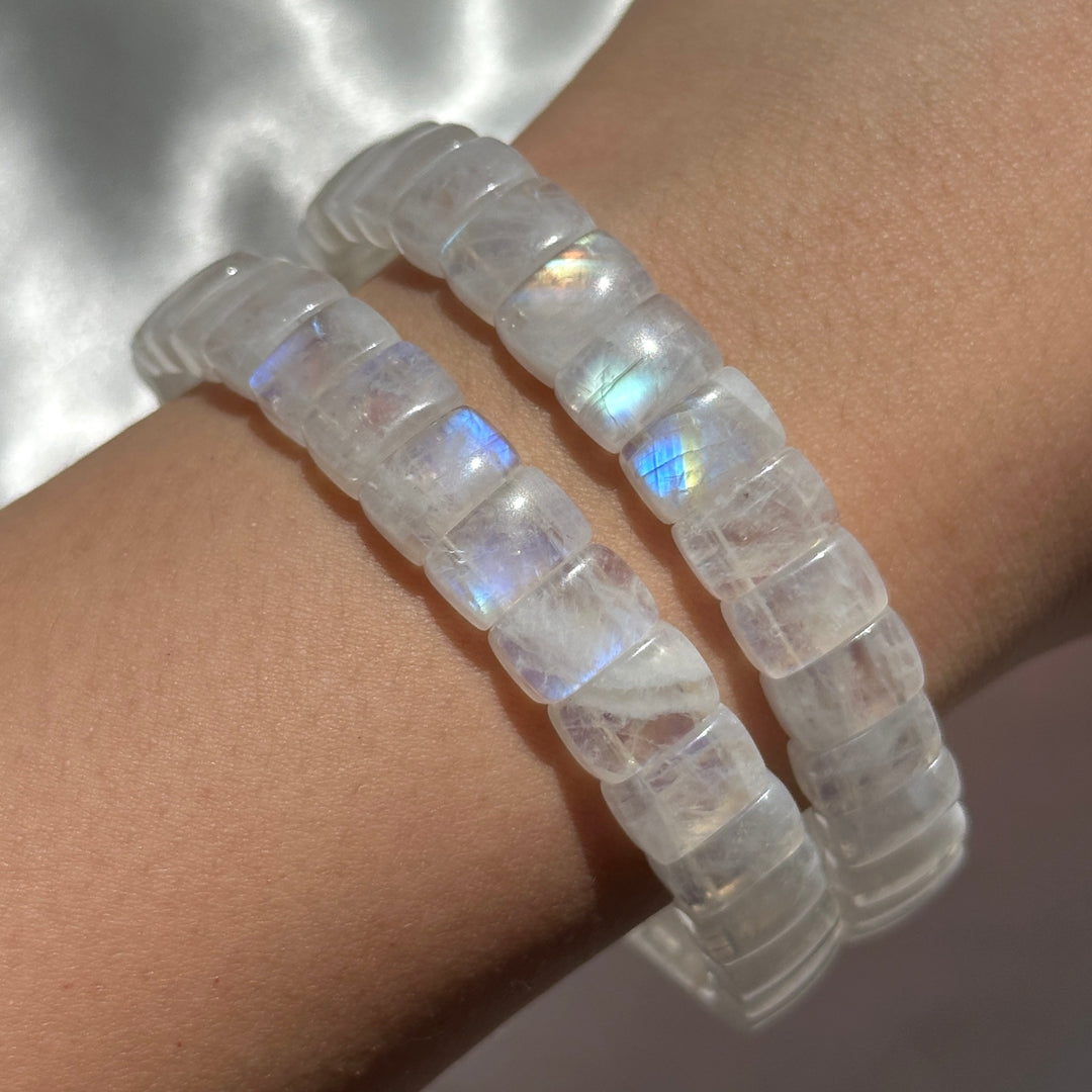 Indian Moonstone Soft Bangle 9.6-10.1mm