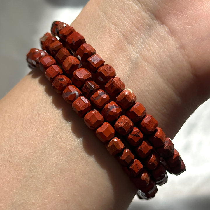 Red Jasper Square Cut Bracelet 4.8-5.6mm