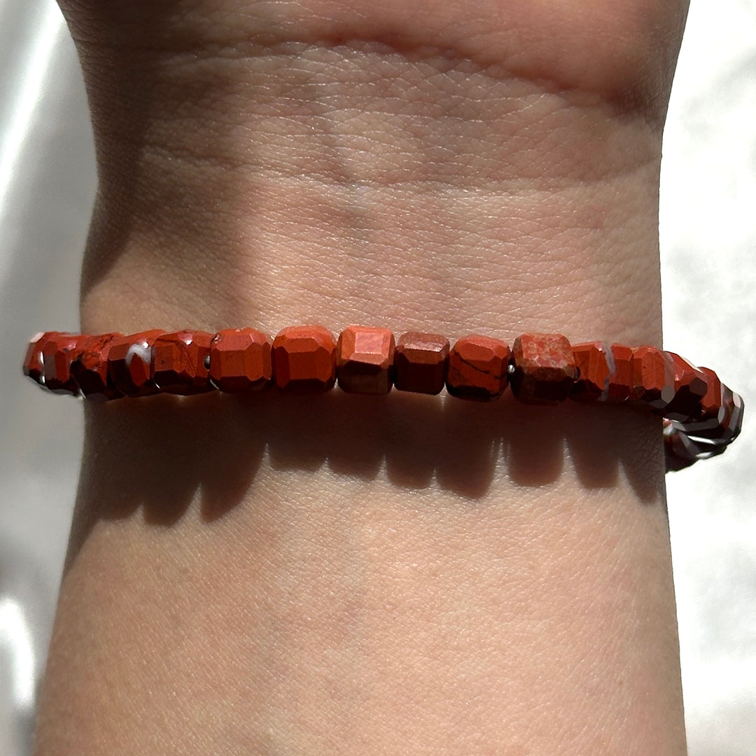 Red Jasper Square Cut Bracelet 4.8-5.6mm