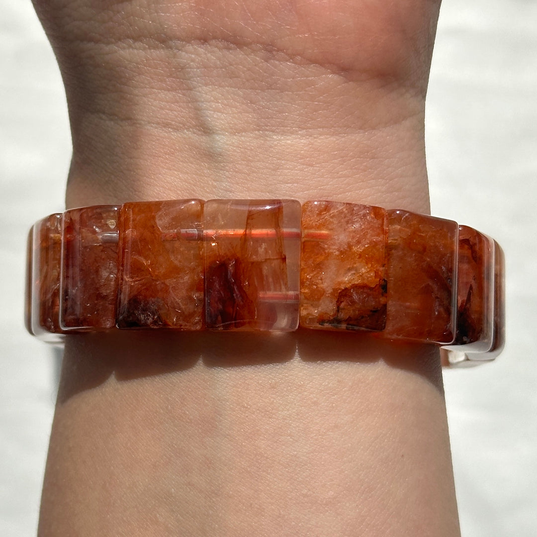 Fire Quartz Square Bead Bracelet 16.3-16.9mm