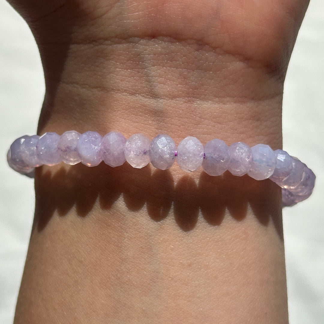 Lavender Amethyst Diamond Cut Bracelet 6.6-7.3mm