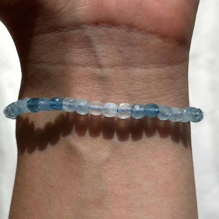 Aquamarine Small Faceted Beads Bracelet 3.8-4.1mm