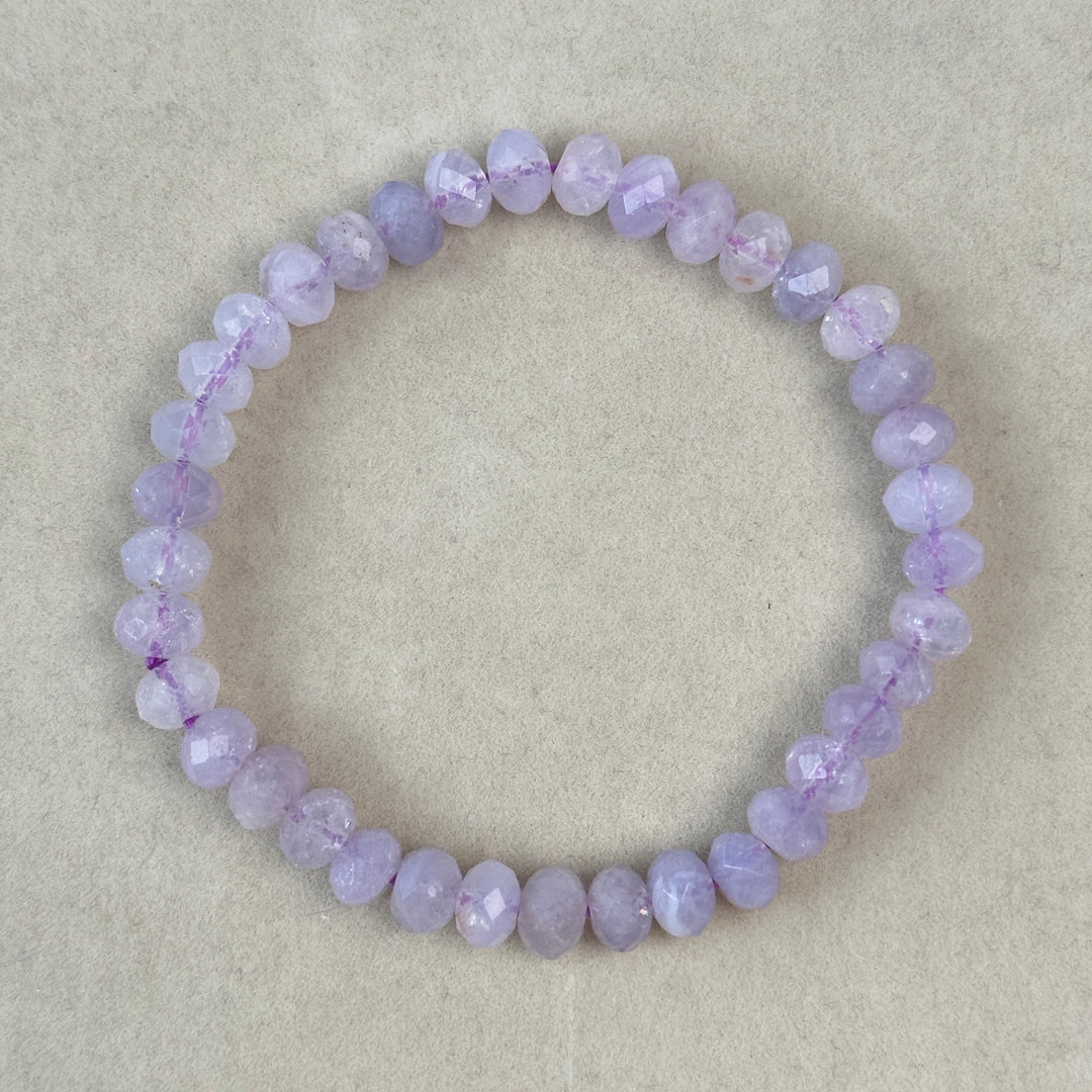 Lavender Amethyst Diamond Cut Bracelet 6.6-7.3mm