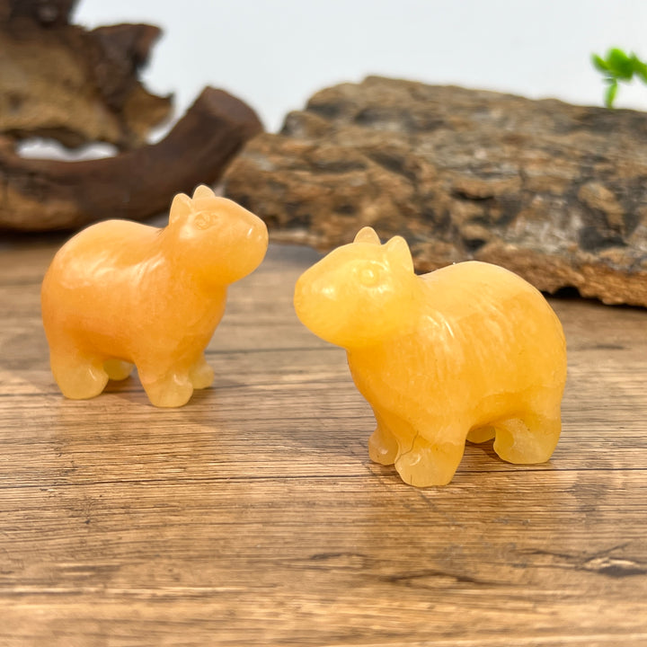 Capibara Carving - Yellow Calcite