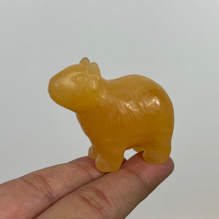 Capibara Carving - Yellow Calcite