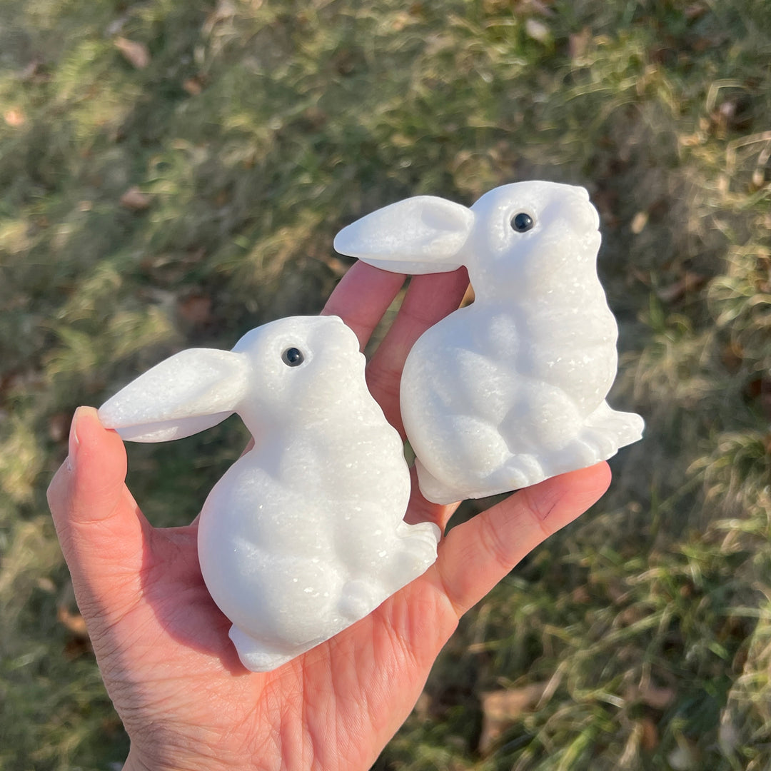 Natural Crystal Carving White Jade Rabbit