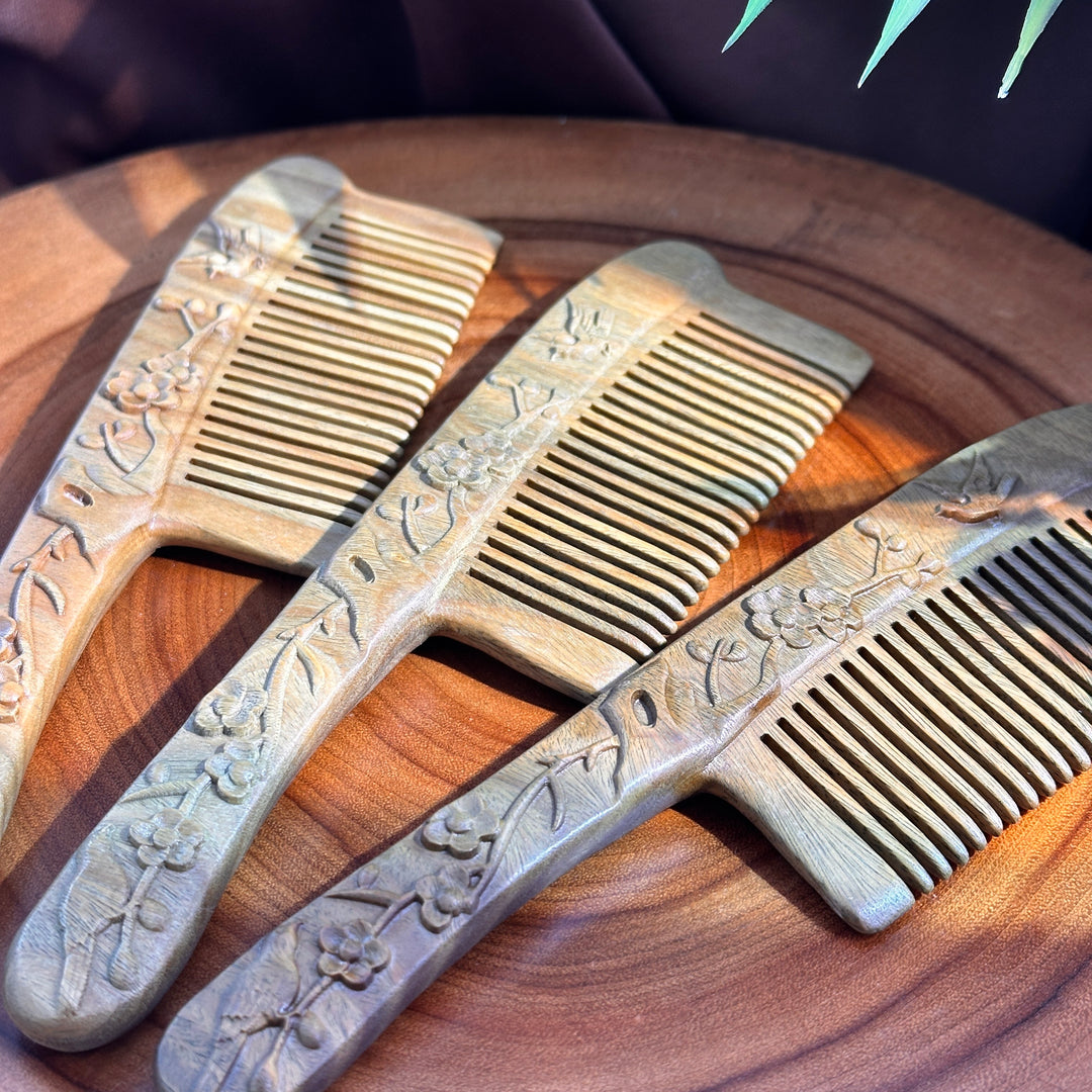 Green Sandalwood Birds & Blossoms Carved Comb