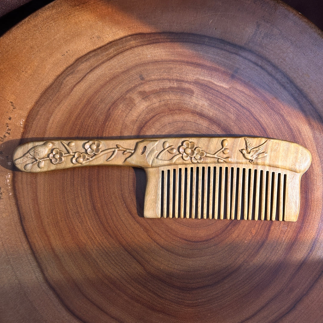 Green Sandalwood Birds & Blossoms Carved Comb