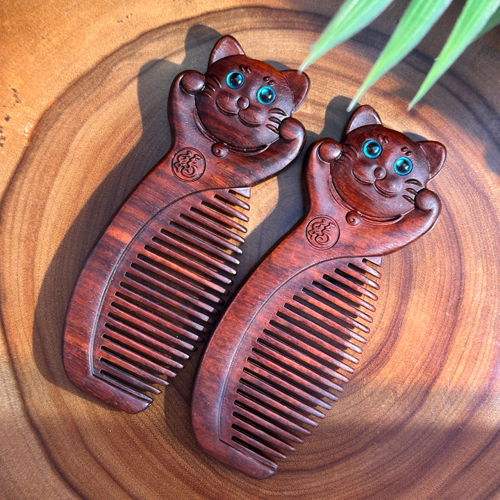 Purple Sandalwood Lucky Cat Carved Comb