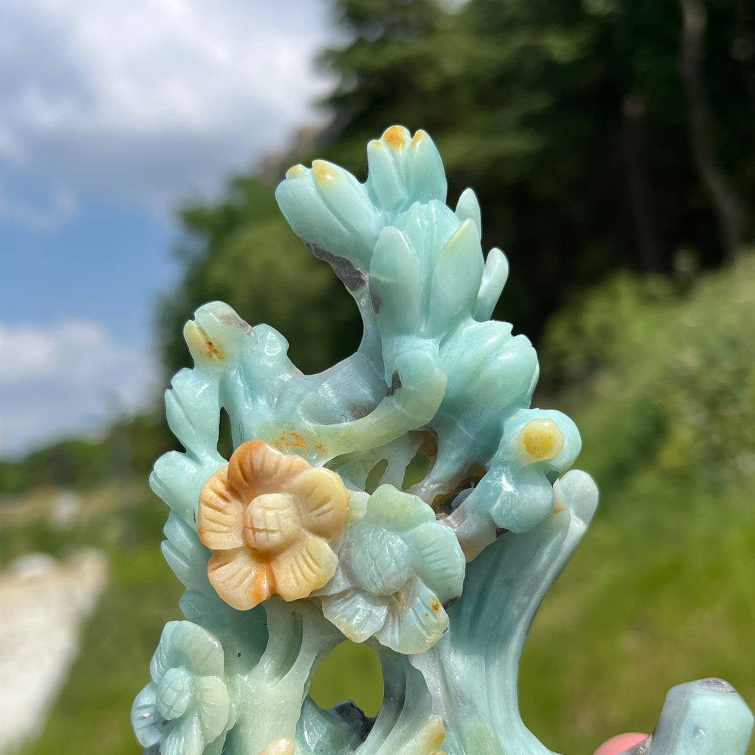 Unique,Natural Blue Quartzite Bird & Flower Carving