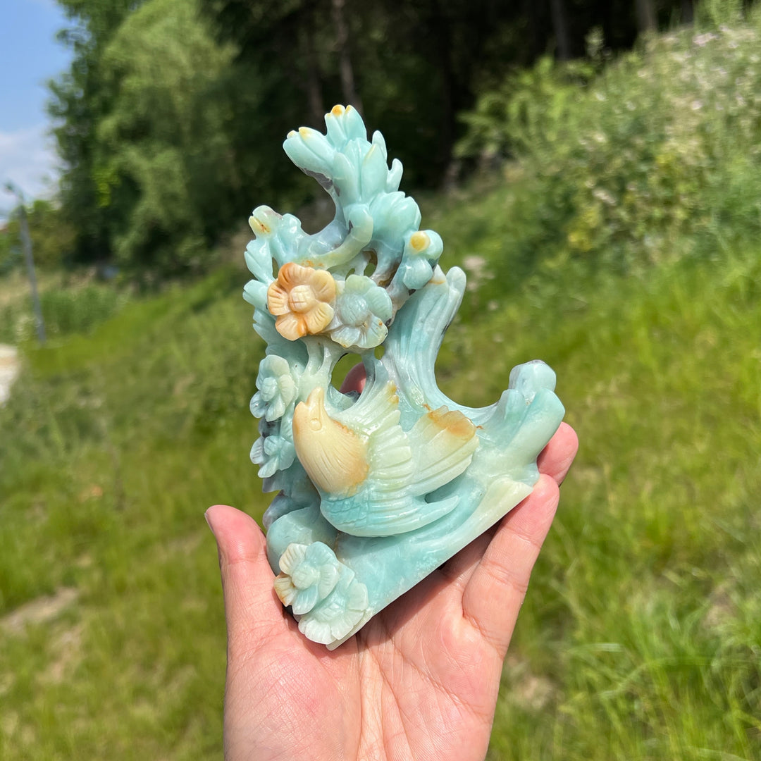Unique,Natural Blue Quartzite Bird & Flower Carving