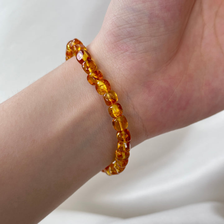 Flower Amber Bracelet 4.5-5.9mm