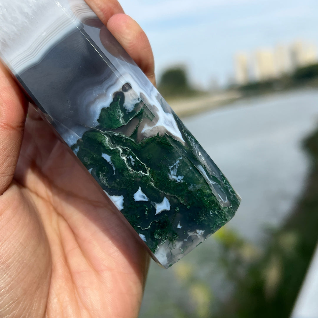 Natura Moss Agate Tower