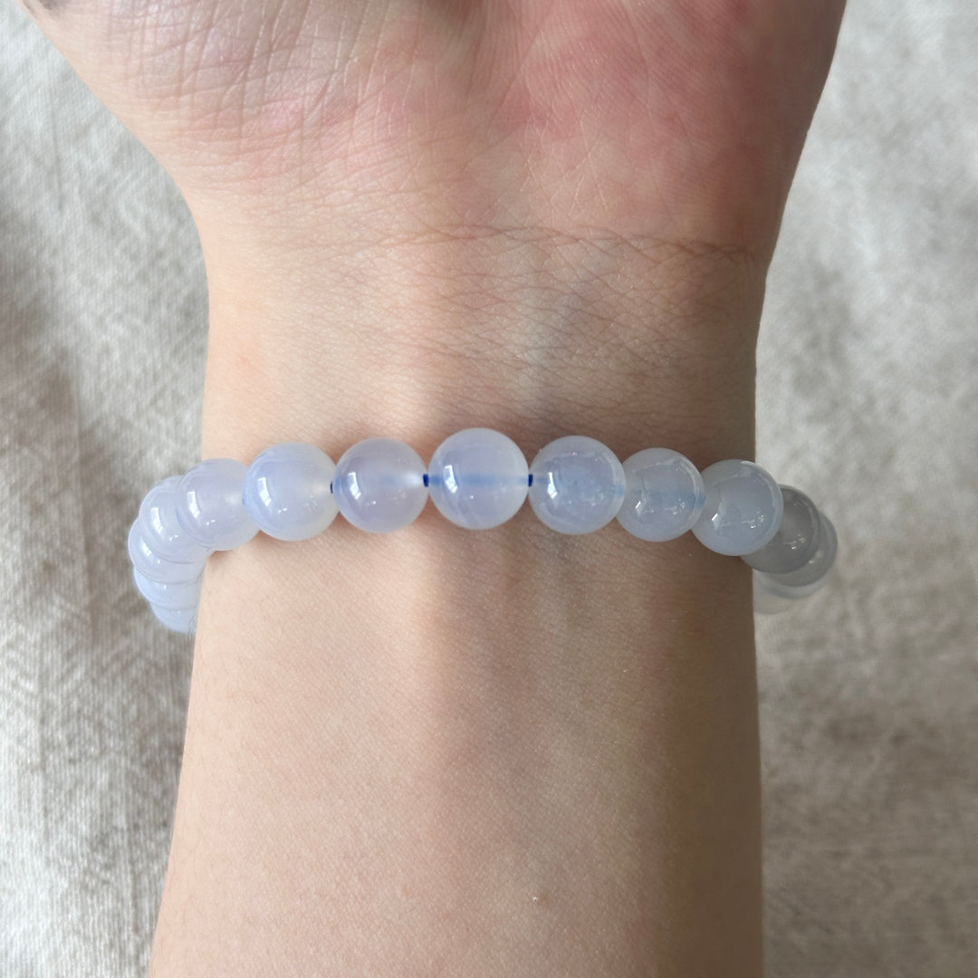 Blue Chalcedony Bead Bracelet 8.0-8.5mm