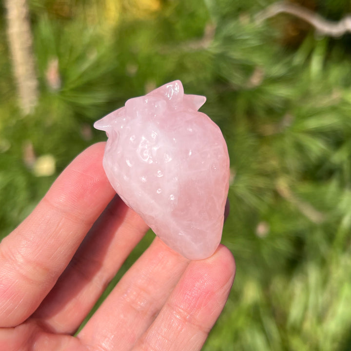 Natural Carving Rose Quartz Strawberry