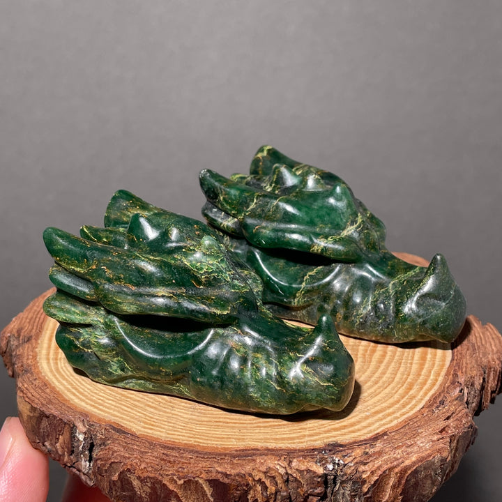 Fuchsite in Quartz Dragon Skull