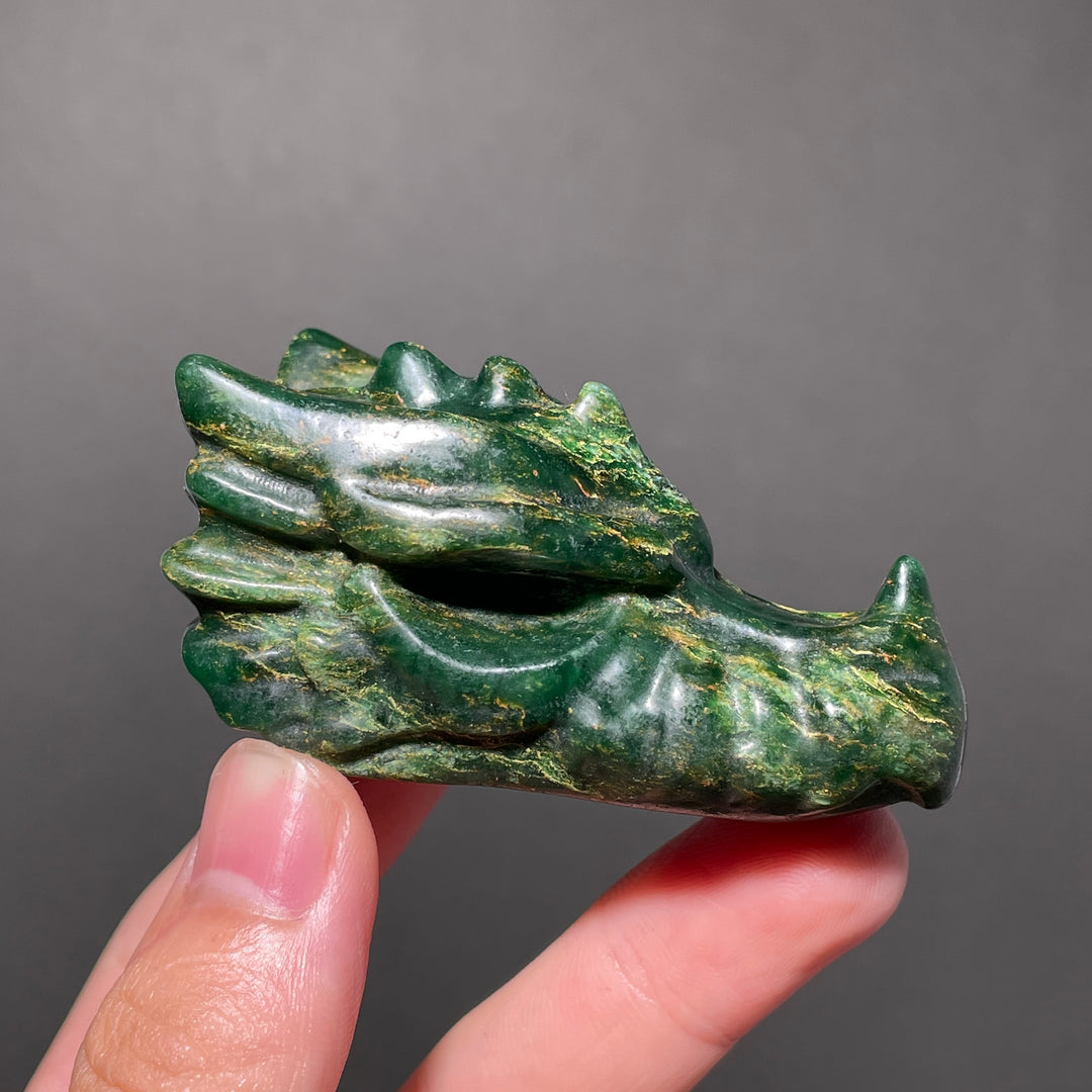 Fuchsite in Quartz Dragon Skull