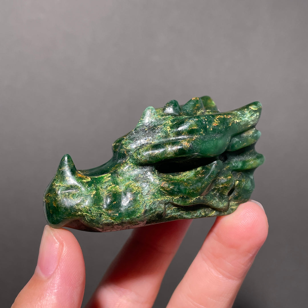 Fuchsite in Quartz Dragon Skull