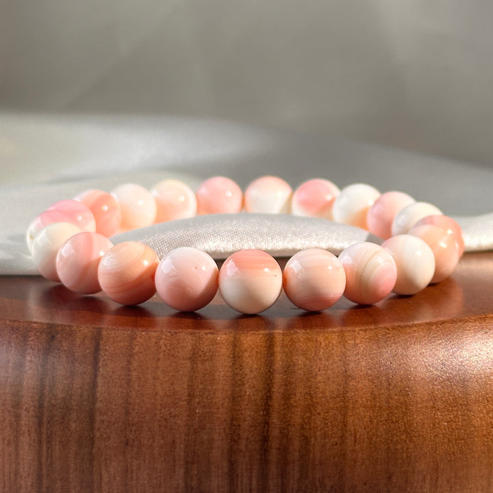 Queen Conch Shell Bead Bracelet 9.3-9.7mm