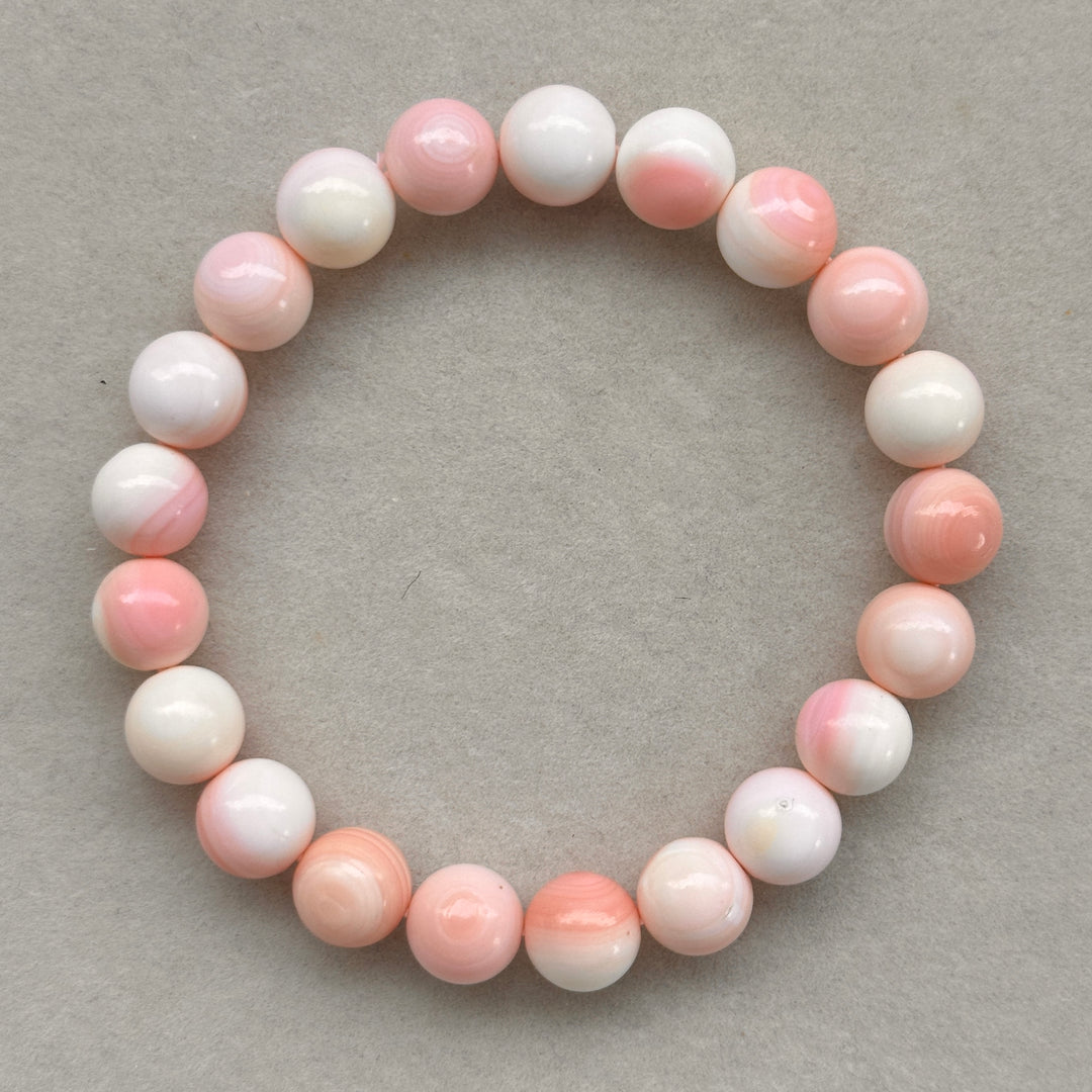 Queen Conch Shell Bead Bracelet 9.3-9.7mm