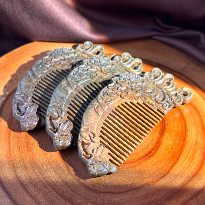 Green Sandalwood Peony Carved Comb