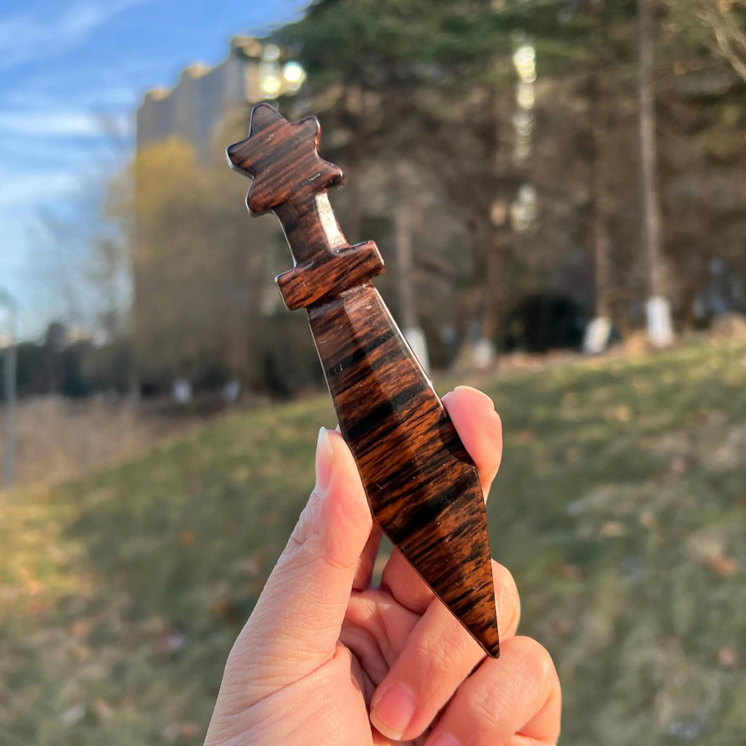 Natural Crystal Carving Dagger