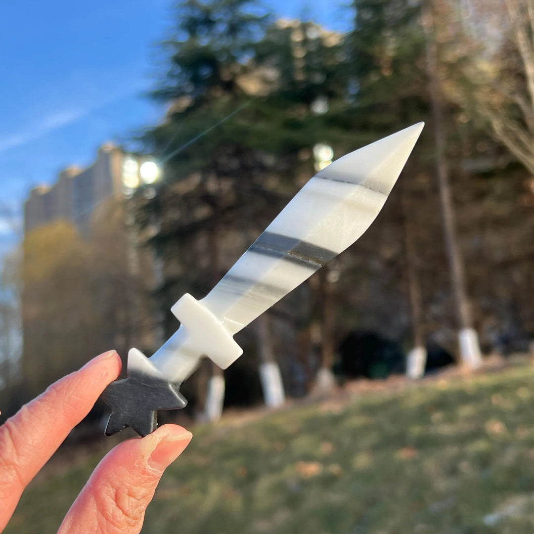 Natural Crystal Carving Dagger