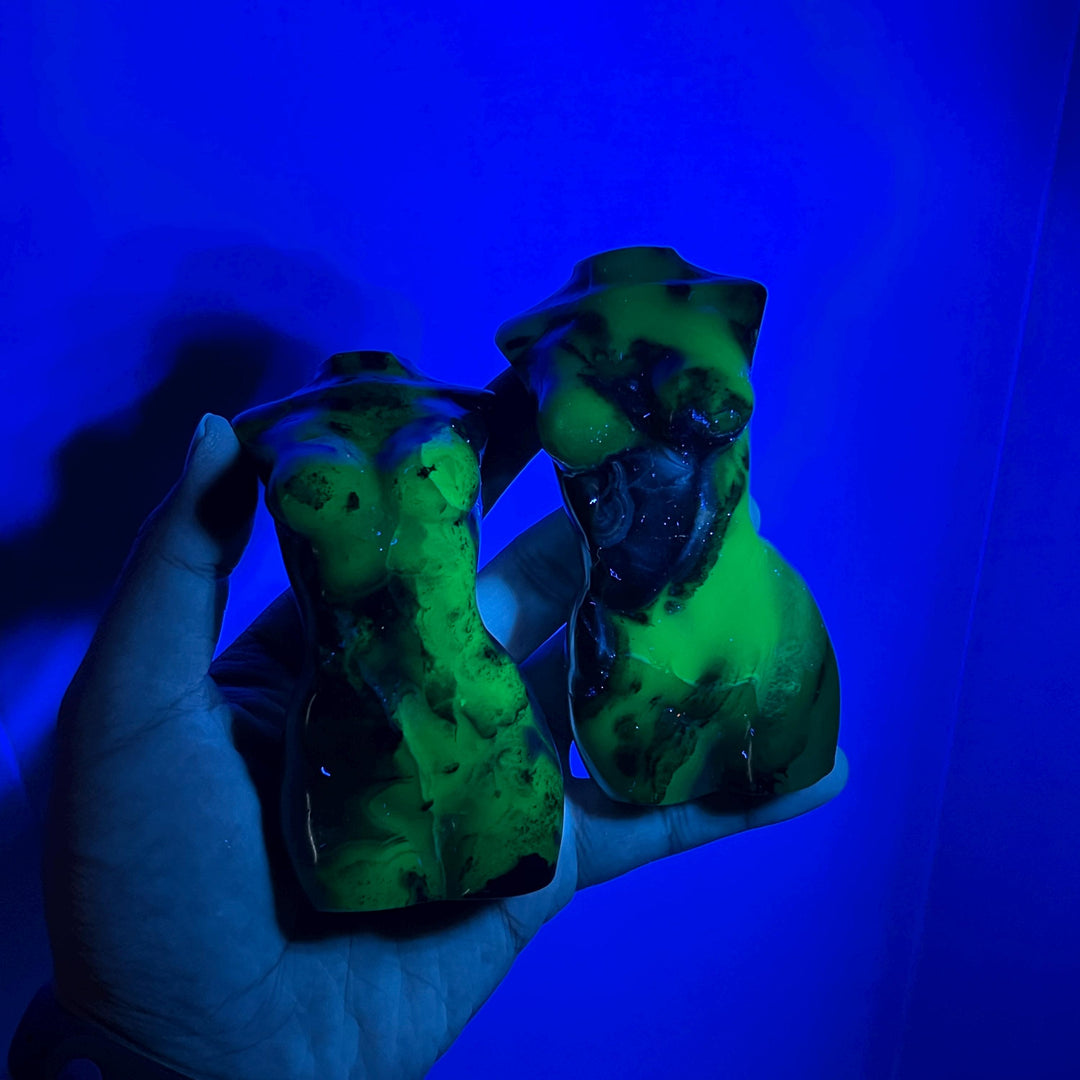 Natural Volcanic Agate Goddess Carving