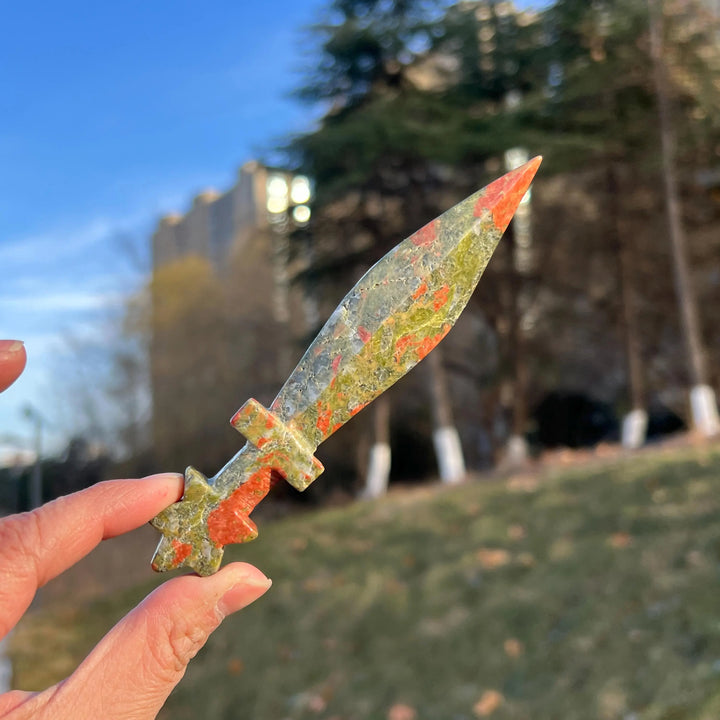 Natural Crystal Carving Dagger