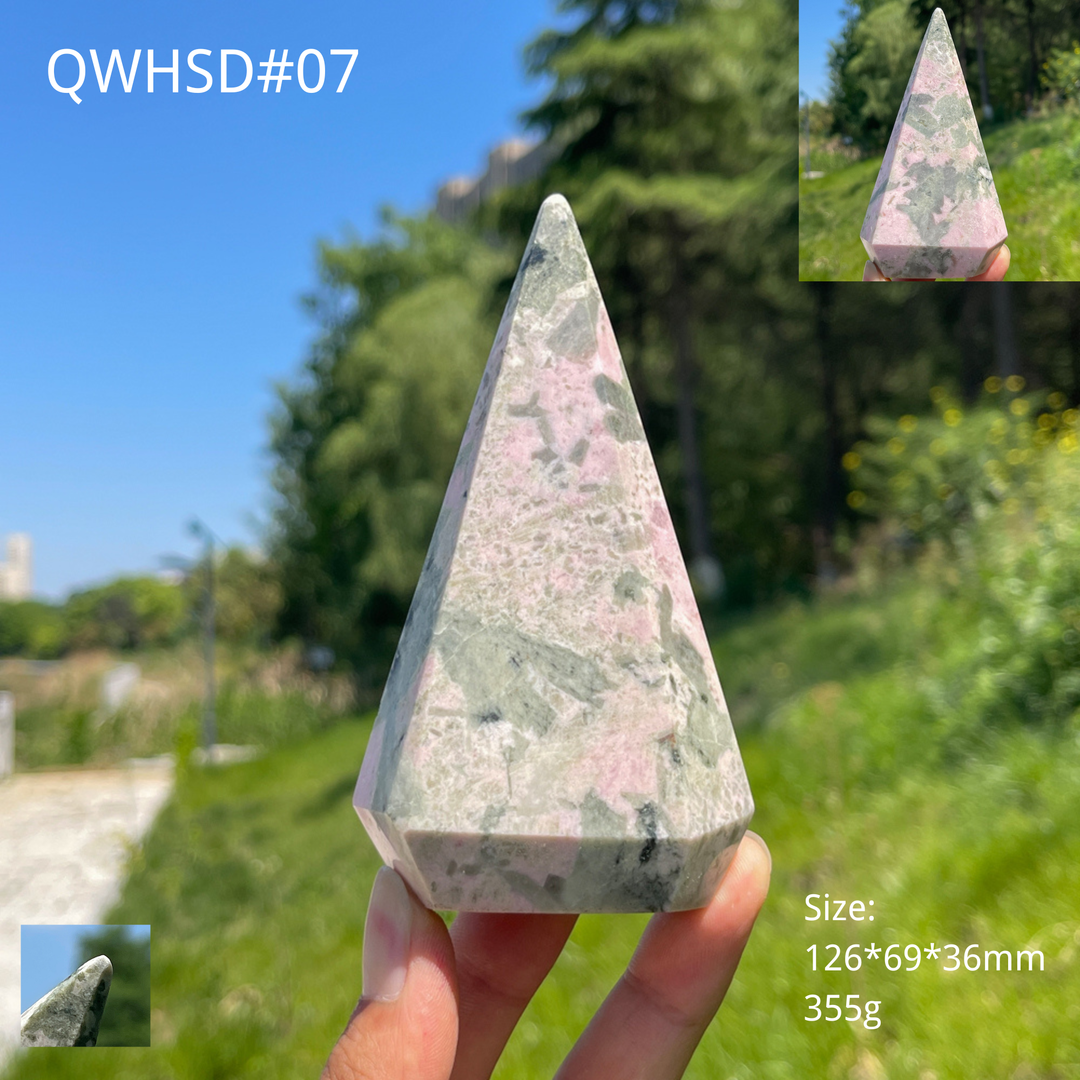 Unique,A Slightly Imperfect Natural Rhodonite With Diopside Teardrop