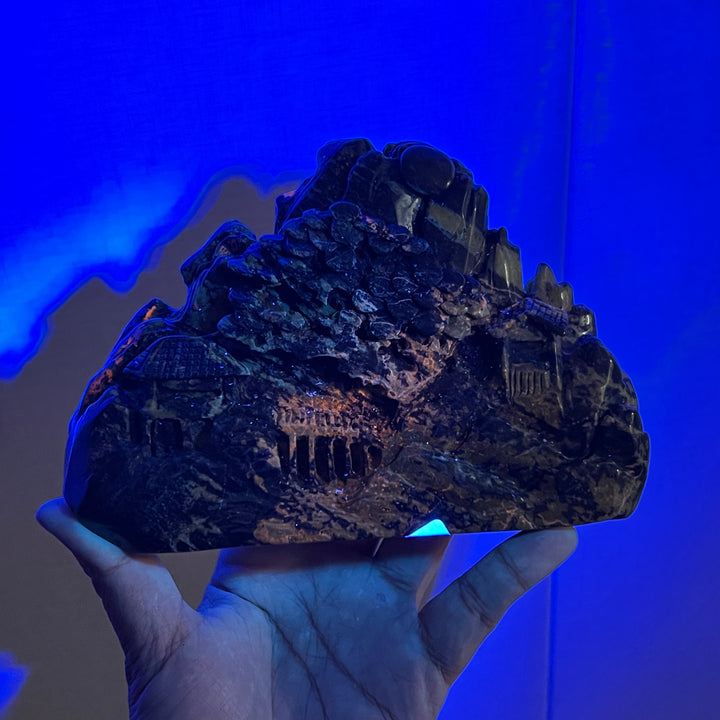 Unique,Natural Lapis Lazuli Landscape Carving