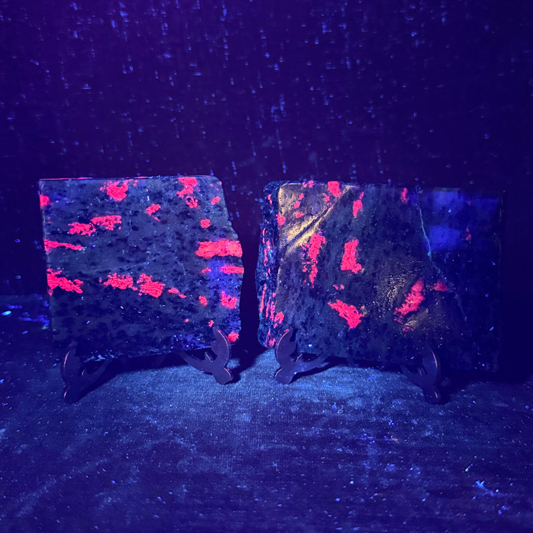 Ruby in Zoisite Slice