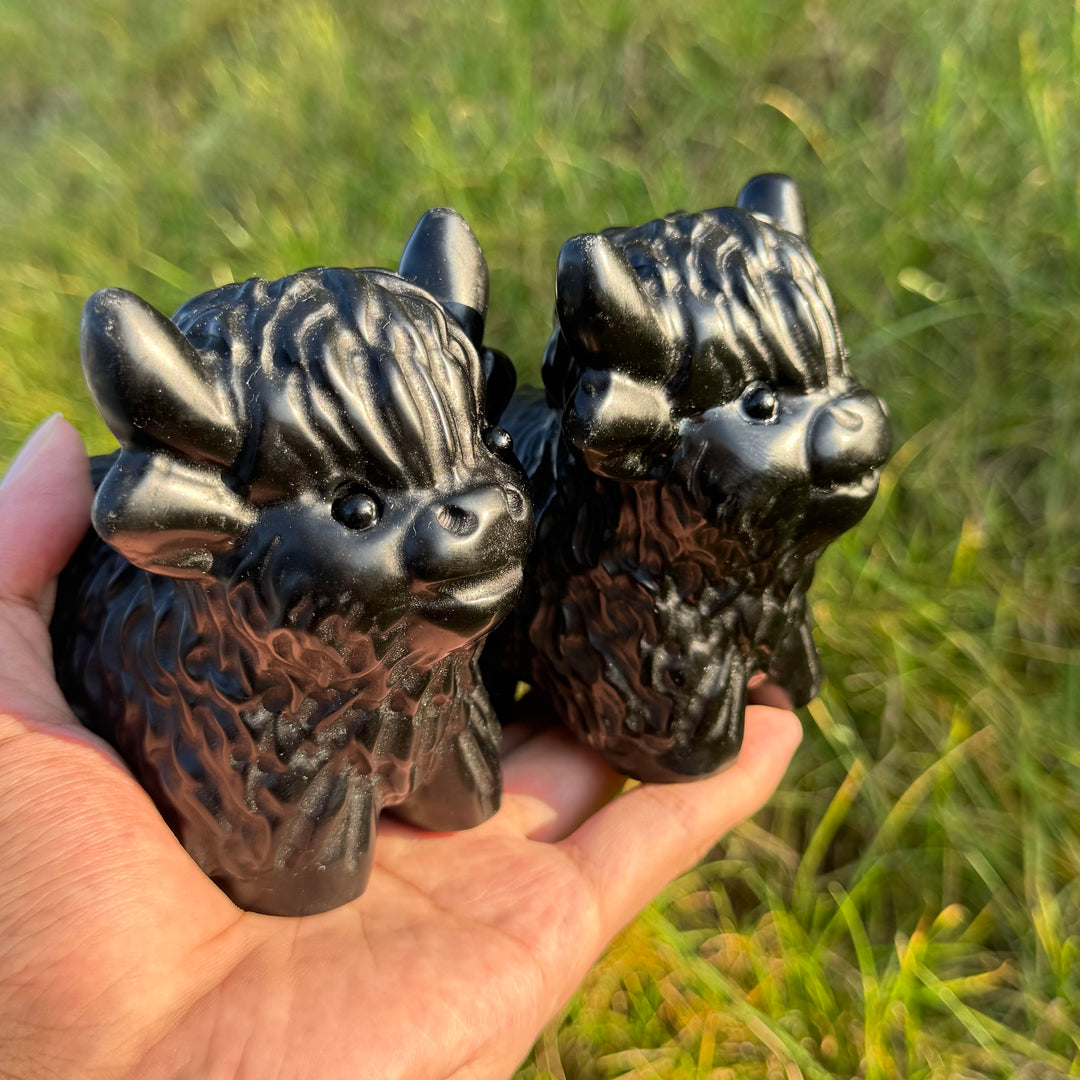 Natural Carved Obsidian Highland Cow