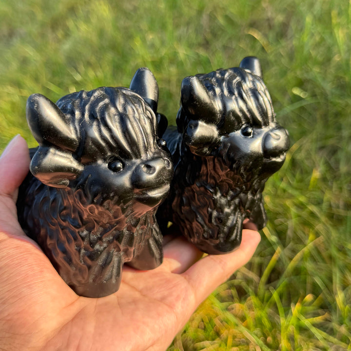Natural Carved Obsidian Highland Cow