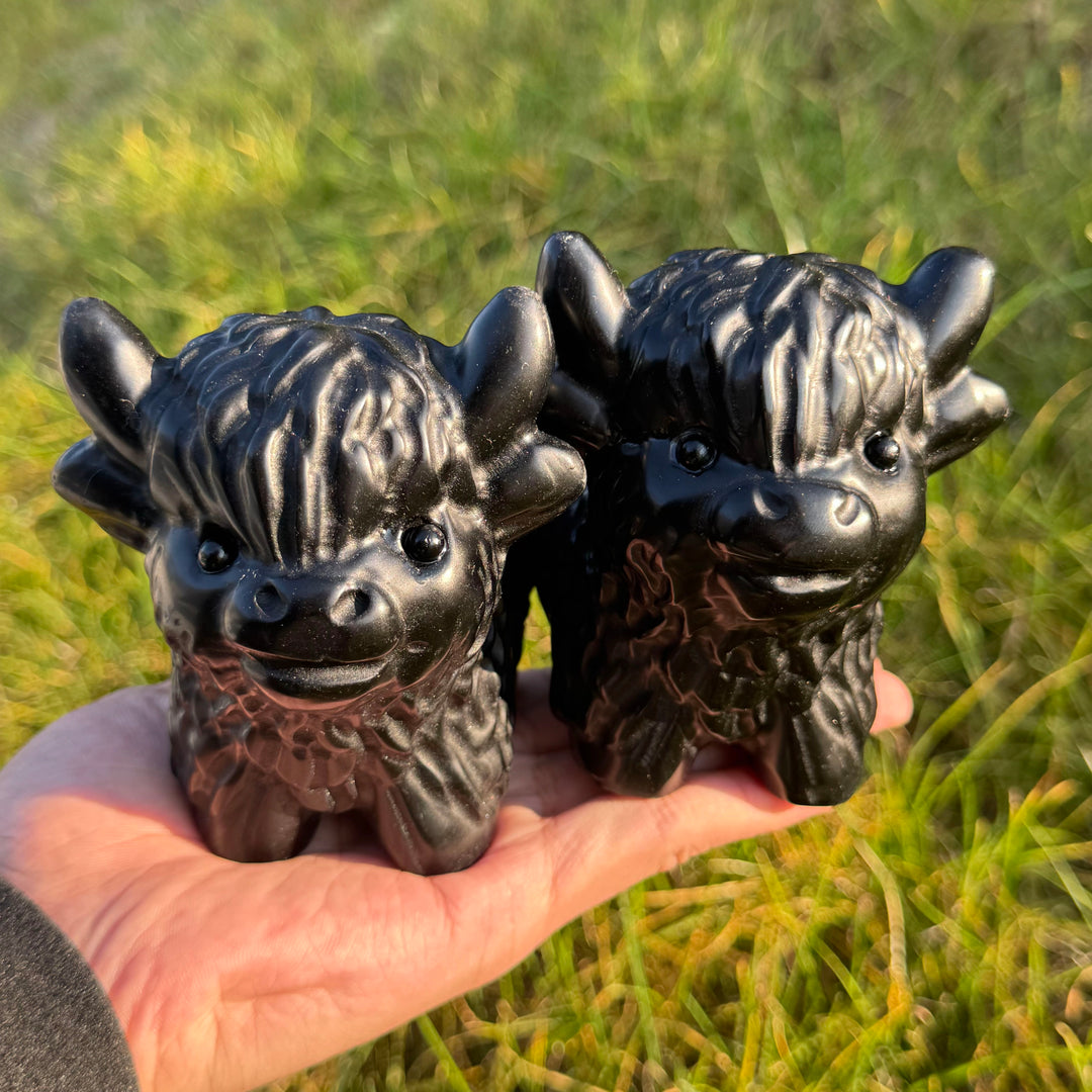 Natural Carved Obsidian Highland Cow