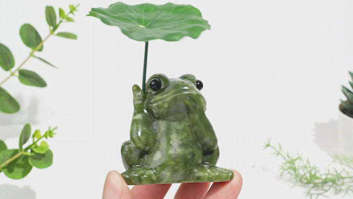 Natural Serpentine Pond Frog With Lotus Umbrella