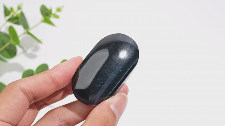 Natural Crystal Confident Blue Tiger Eye Palm Stone