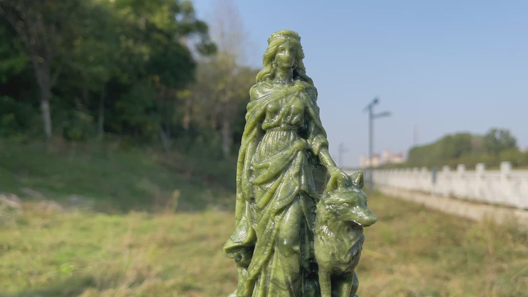 Unique,Natural Crystal Carving Serpentine Goddess With Wolf