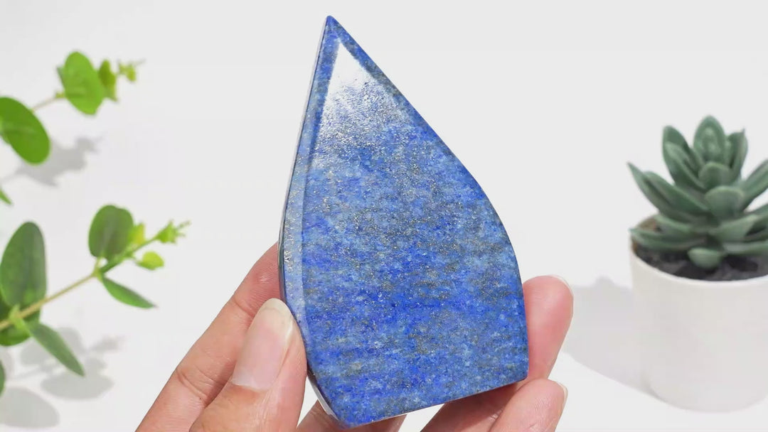 Natural Crystal Exquisite Lapis Lazuli Teardrop