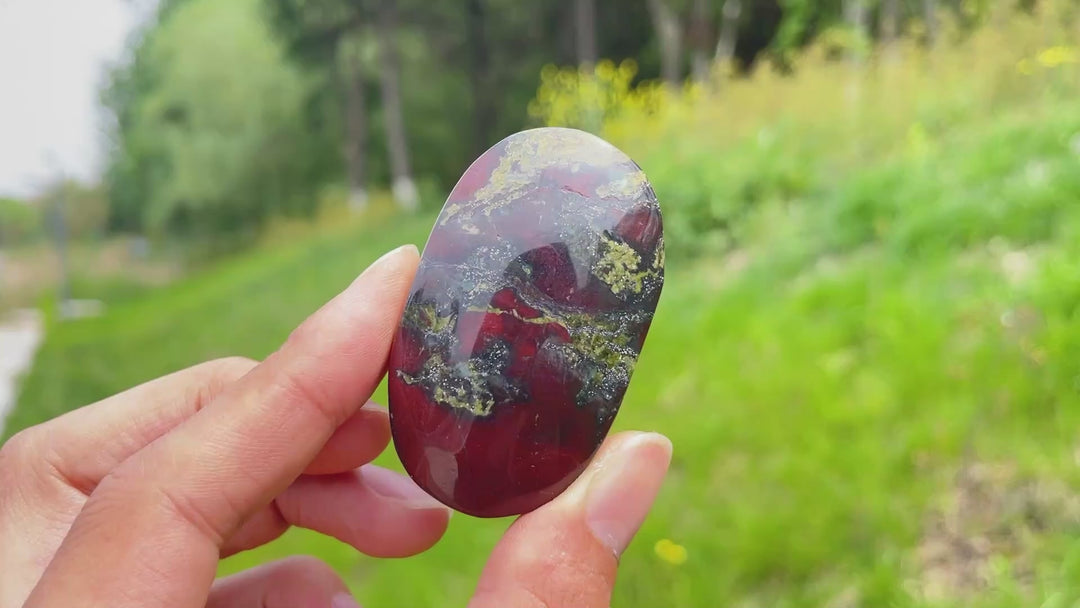 Natural Dragon Blood Stone Palm Stone