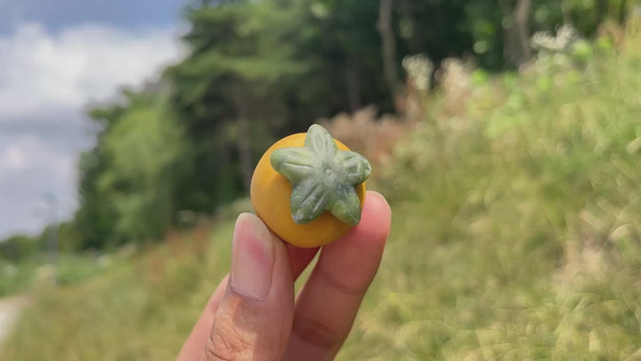 Natural Crystal Adorable Tomato Carving